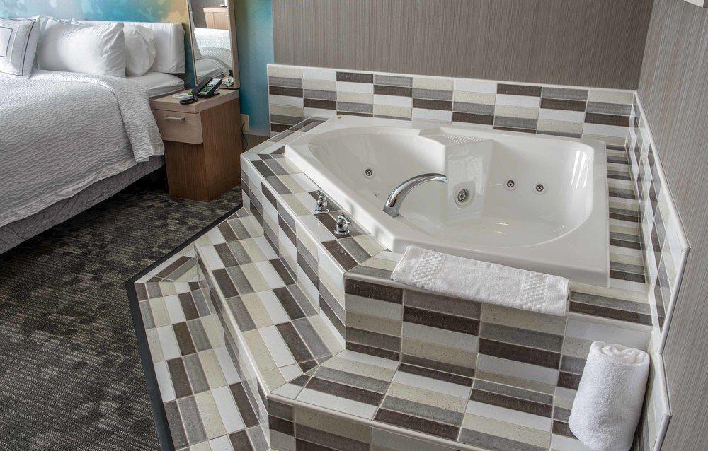 Courtyard By Marriott Norwich Hotel Kültér fotó
