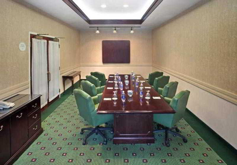 Courtyard By Marriott Norwich Hotel Kültér fotó