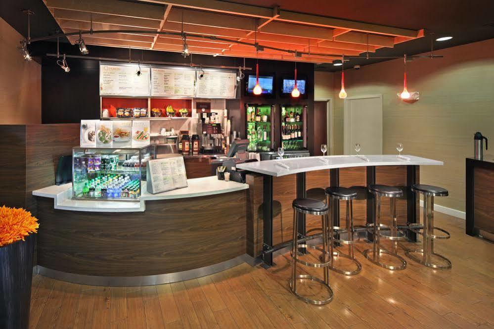 Courtyard By Marriott Norwich Hotel Kültér fotó